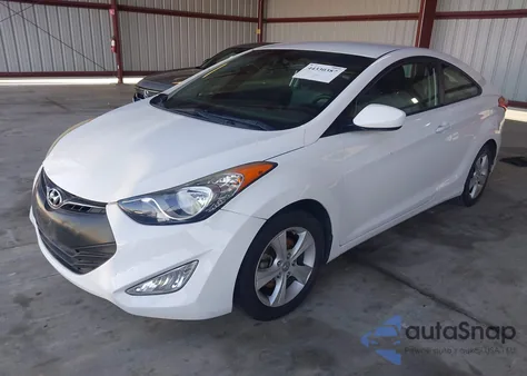 2013 Hyundai Elantra Gs z USA, uszkodzony, nr VIN KMHDH6AE1DU003779